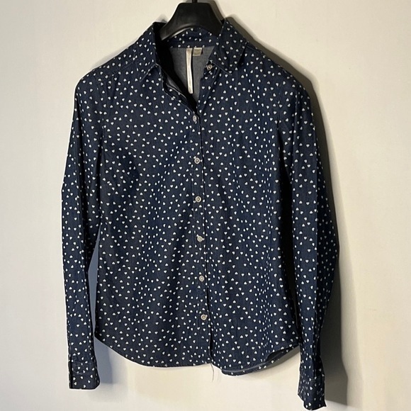 LC Lauren Conrad Tops - Lauren Conrad Womens Shirt Medium Heart Print Fitted Button Up Chambray.